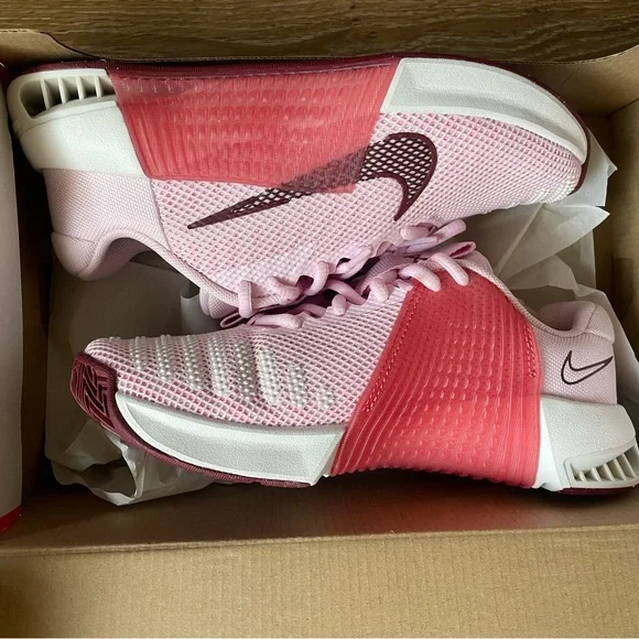 Nike Women's Pink and Red Metcon 9 Athletic Shoes - Picture 2 of 4